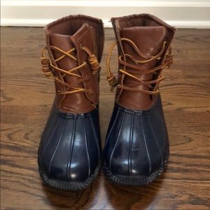 Steve Madden rain boots size 8